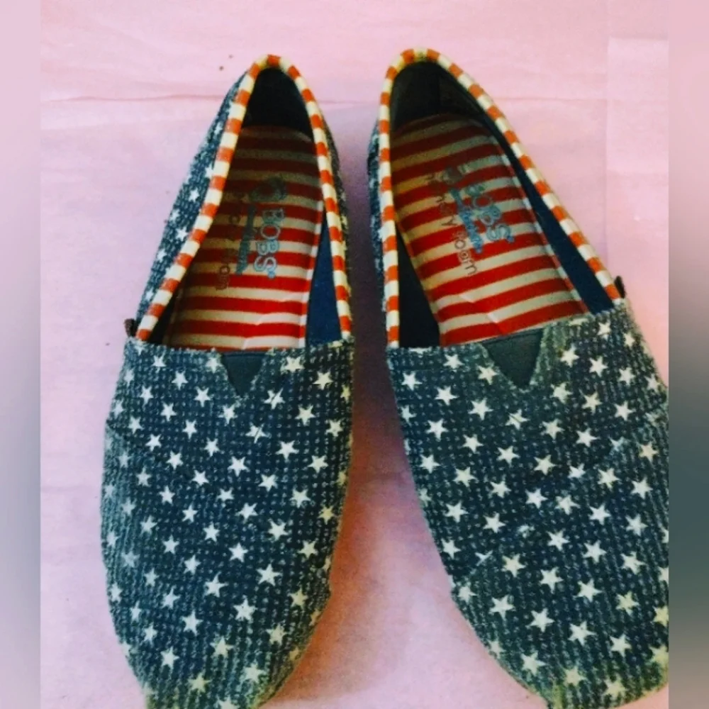 BOBS from Skechers patriotic rwb